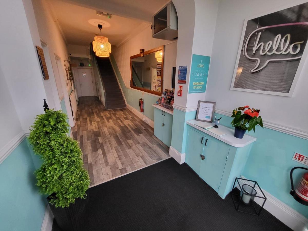 Beach Hotel Torbay B&B Пейнтън Екстериор снимка